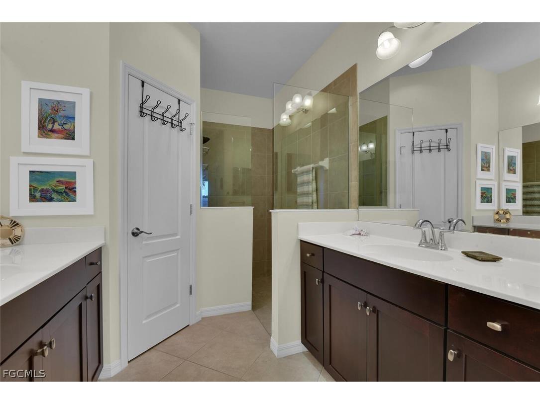 4474 Waterscape Lane Fort Myers FL 33966 2026008481 image20