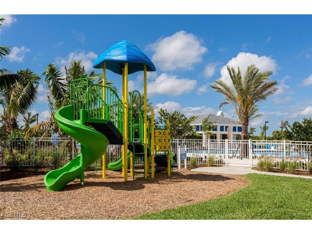 4474 Waterscape Lane Fort Myers FL 33966 2026008481 image36