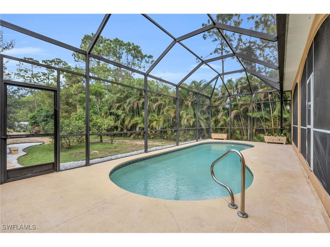 4475 16th Street NE Naples FL 34120 225075512 image36