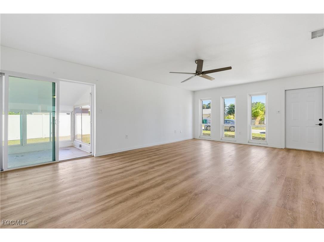 4477 Shady Ln Port Charlotte FL 33980 2025020359 image13