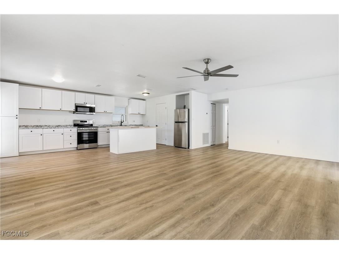 4477 Shady Ln Port Charlotte FL 33980 2025020359 image15