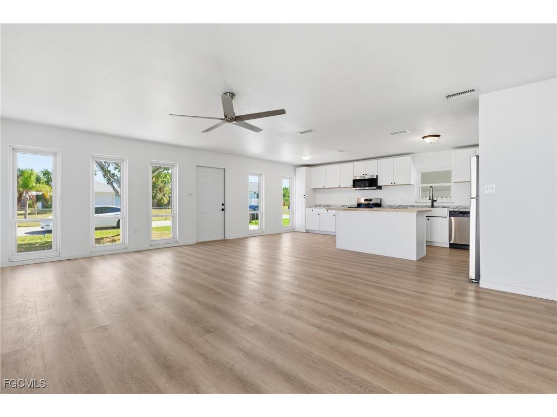 4477 Shady Ln Port Charlotte FL 33980 2025020359 image16