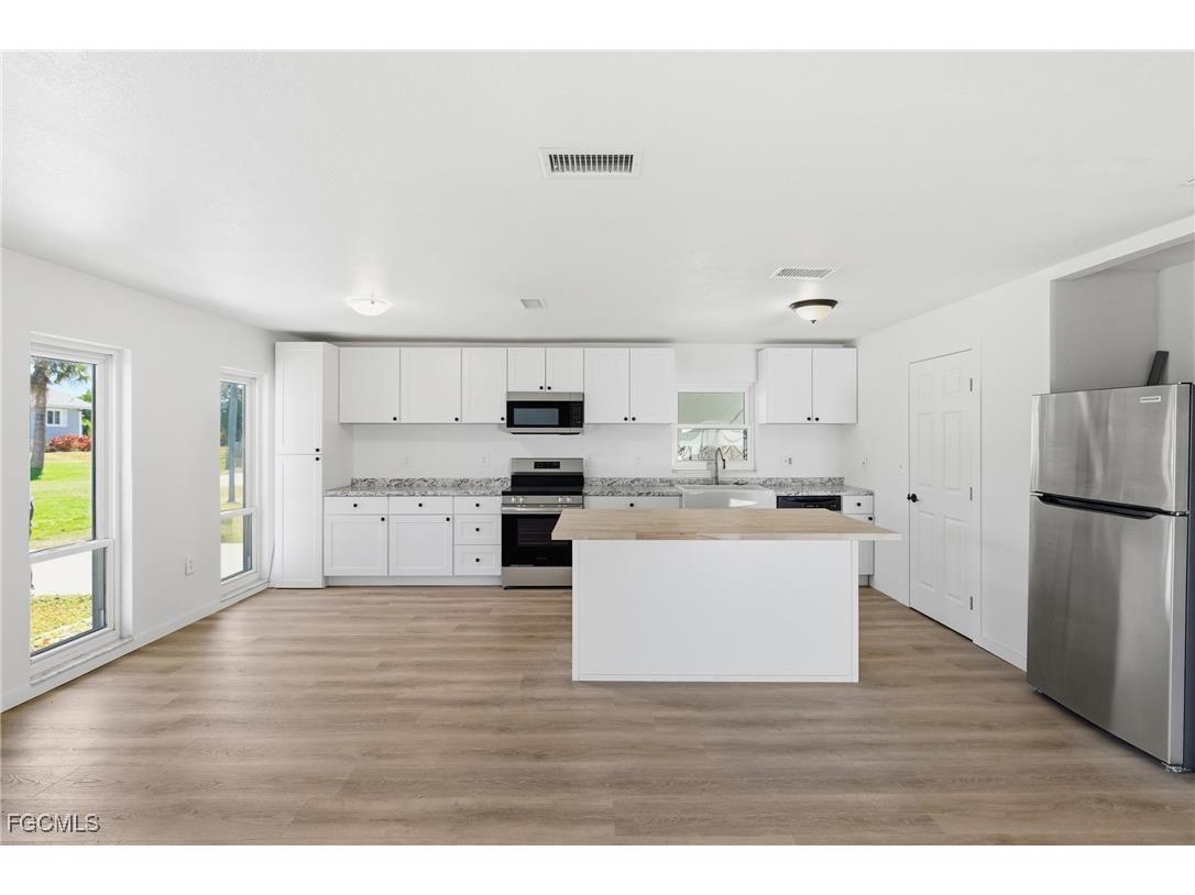 4477 Shady Ln Port Charlotte FL 33980 2025020359 image7