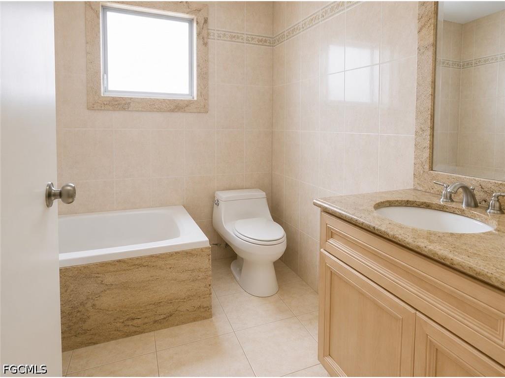 4479 Lakewood Boulevard Naples FL 34112 2026020841 image13