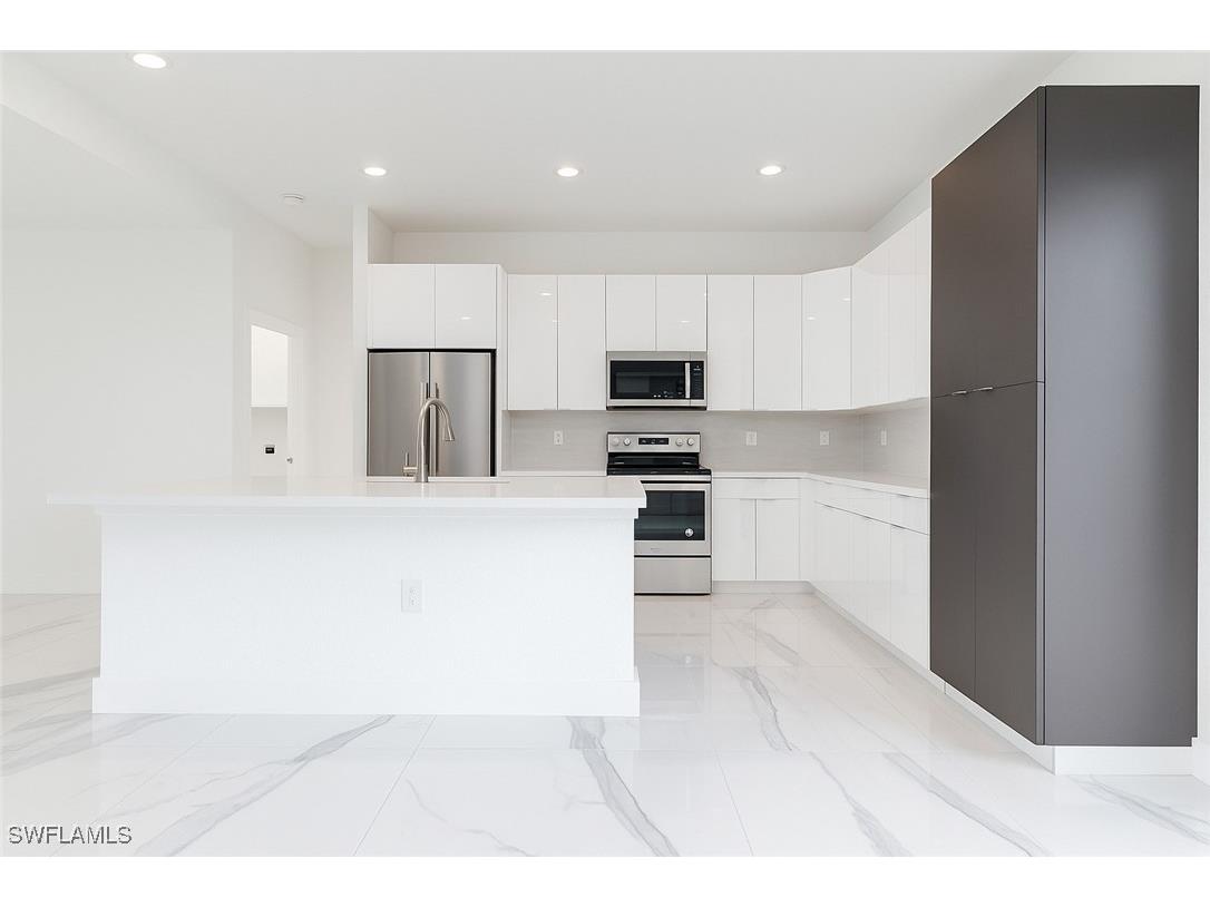 448 Rayneta Street Lehigh Acres FL 33974 225070792 image5