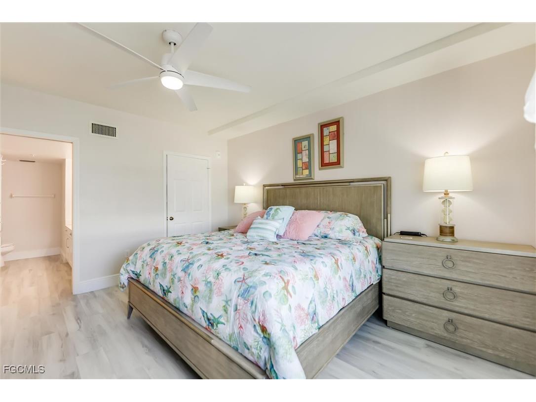 4481 Bay Beach Lane #214 Fort Myers Beach FL 33931 2025012371 image12