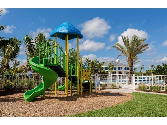 4482 Waterscape Lane Fort Myers FL 33966 2025019838 image28