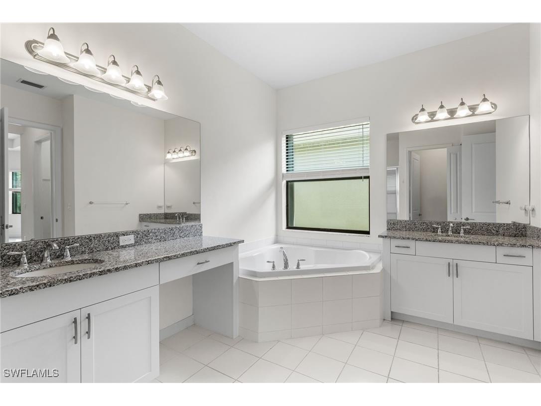 4486 Crimson Avenue Naples FL 34119 226005163 image13