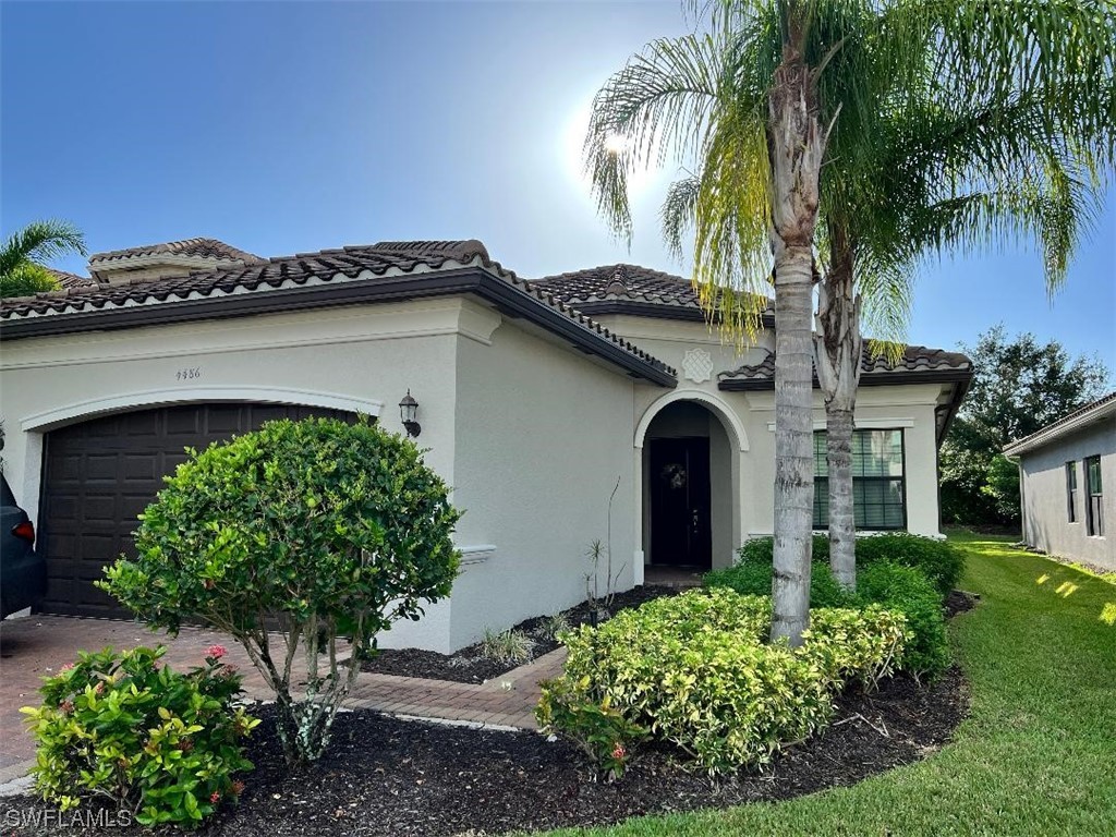 4486 Crimson Avenue Naples FL 34119 223061070 image1