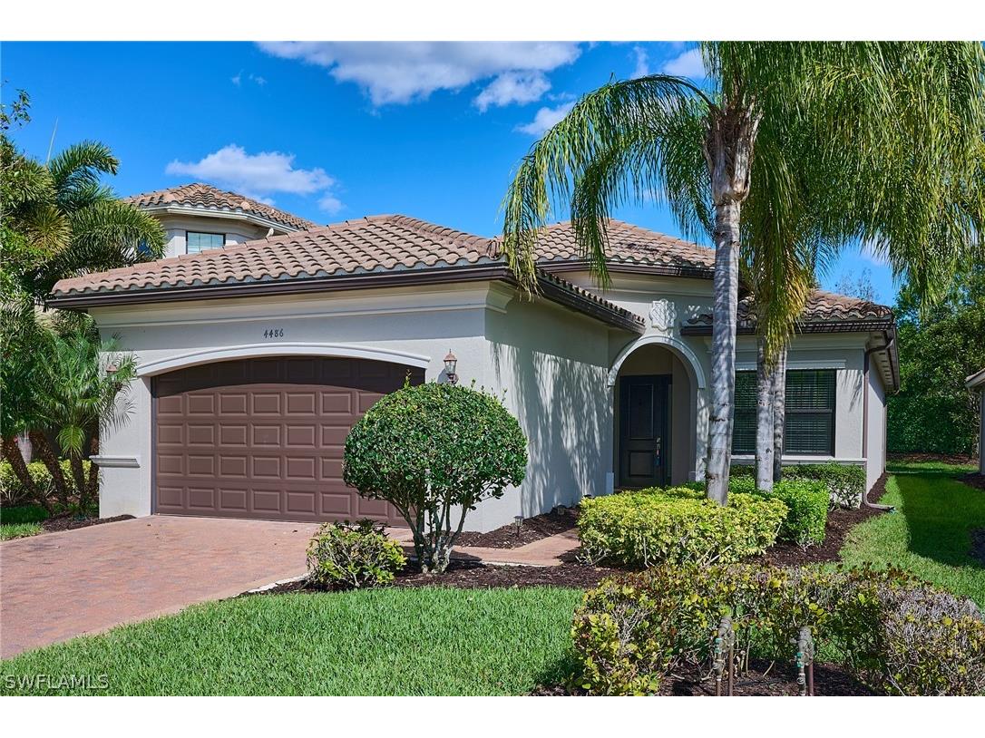 4486 Crimson Avenue Naples FL 34119 226012025 image1