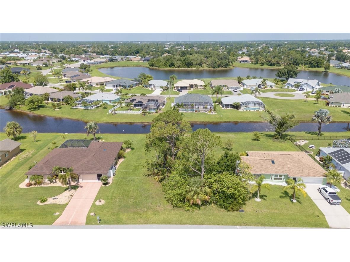449 Corrientes Circle Punta Gorda FL 33983 224055531 image1