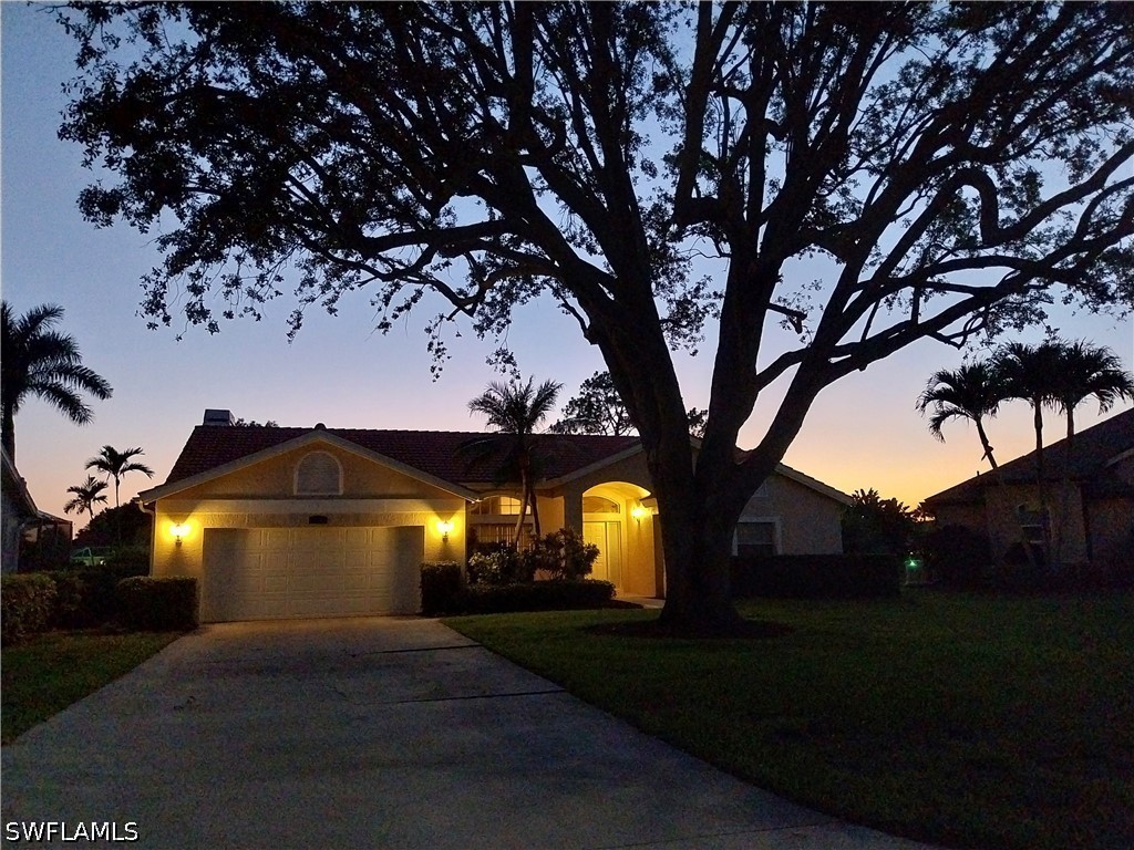 449 Dundee Court Naples FL 34104 226024024 image2