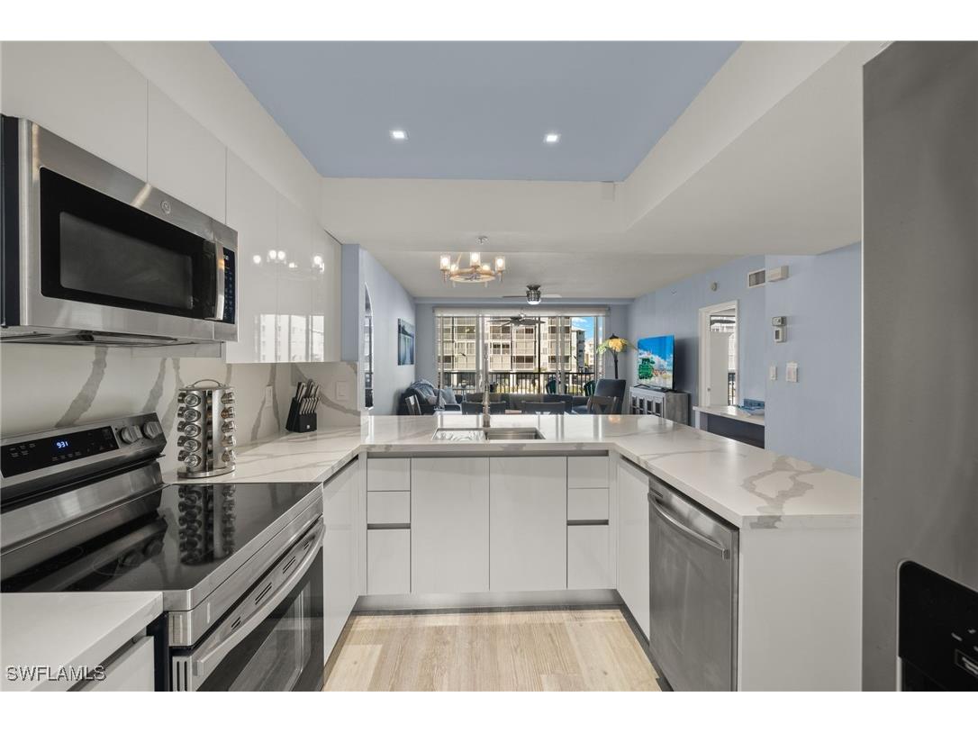 4491 Bay Beach Lane #113 Fort Myers Beach FL 33931 225039069 image3