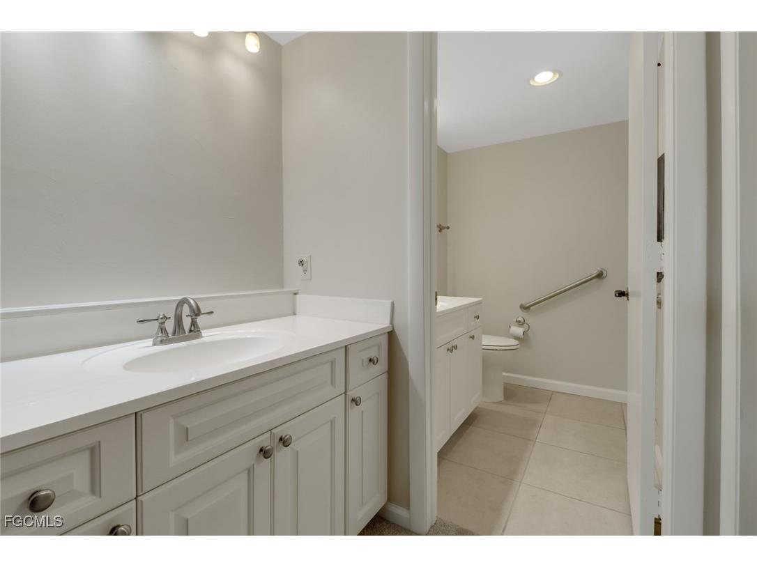 4491 Windjammer Lane #1A Fort Myers FL 33919 2025007693 image12