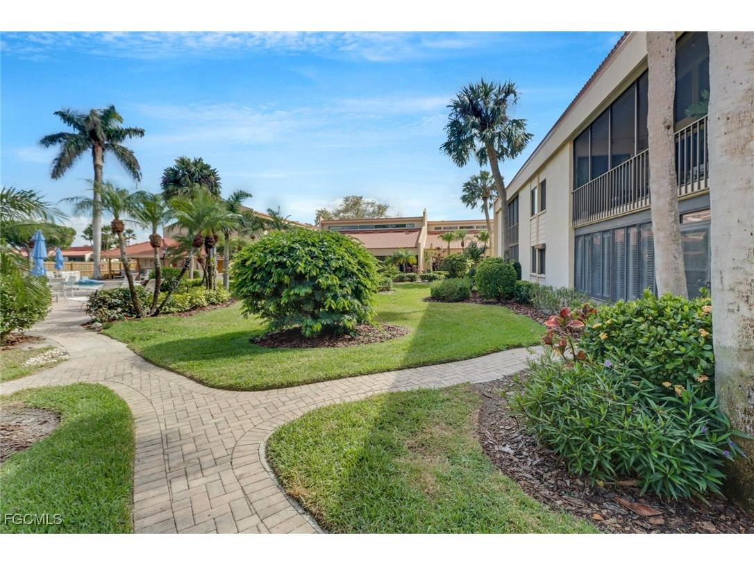 4491 Windjammer Lane #1A Fort Myers FL 33919 2025007693 image20