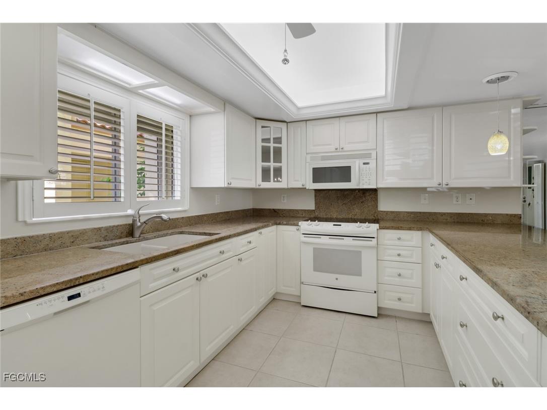 4491 Windjammer Lane #1A Fort Myers FL 33919 2025007693 image6
