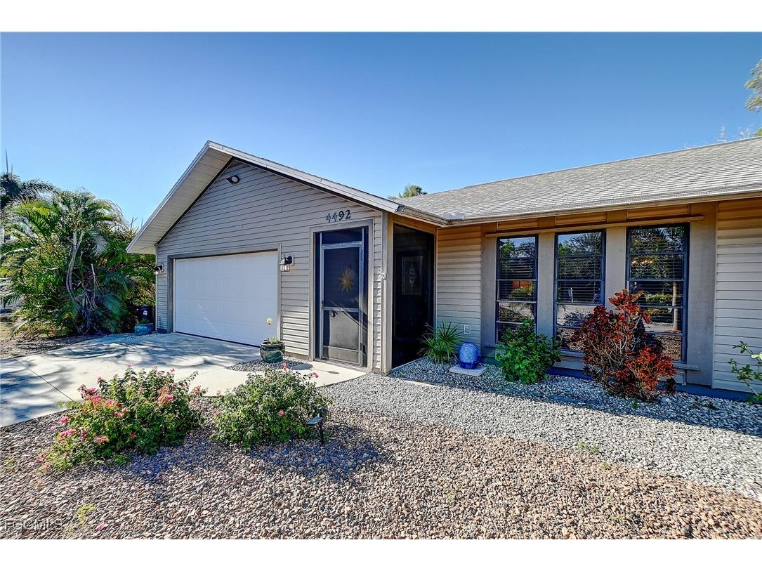 4492 Pine Hill Court Saint James City FL 33956 2026002999 image3