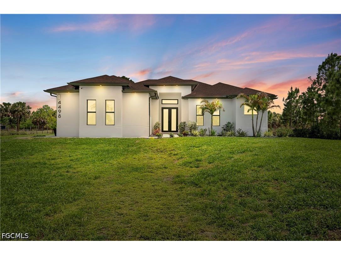 4498 8th Street NE Naples FL 34120 2026016080 image1