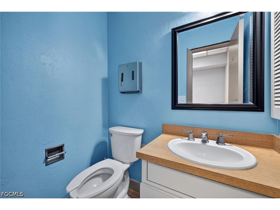 45 Barkley Circle Fort Myers FL 33907 2026026175 image31