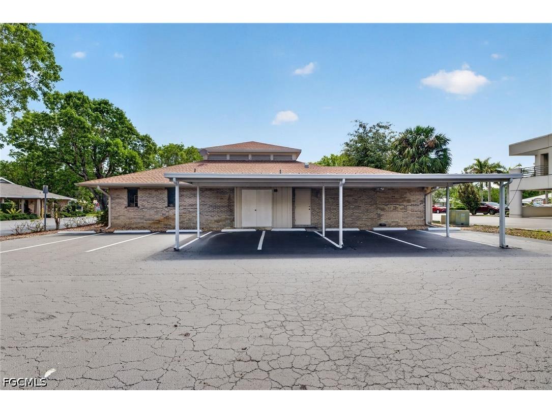 45 Barkley Circle Fort Myers FL 33907 2026026175 image35
