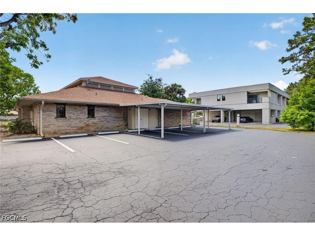 45 Barkley Circle Fort Myers FL 33907 2026026175 image36