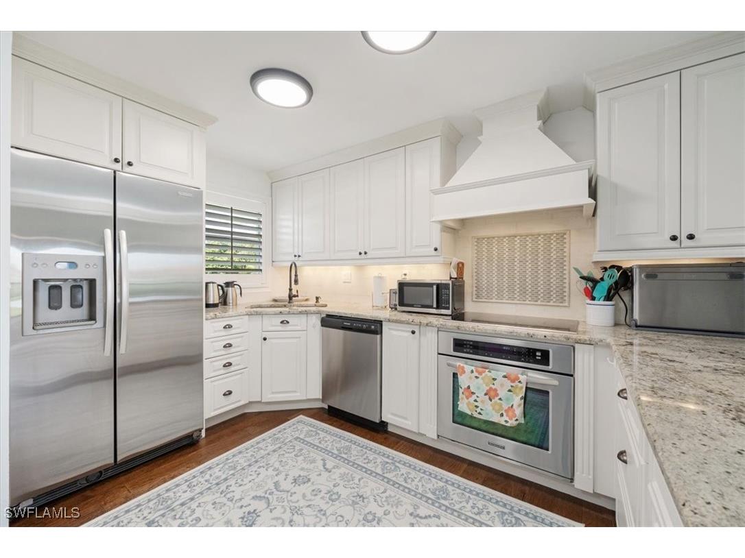 45 High Point Circle S #203 Naples FL 34103 225066160 image1