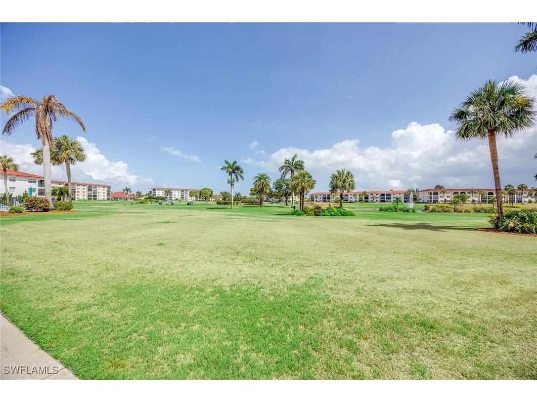 45 High Point Circle S #303 Naples FL 34103 225053390 image21