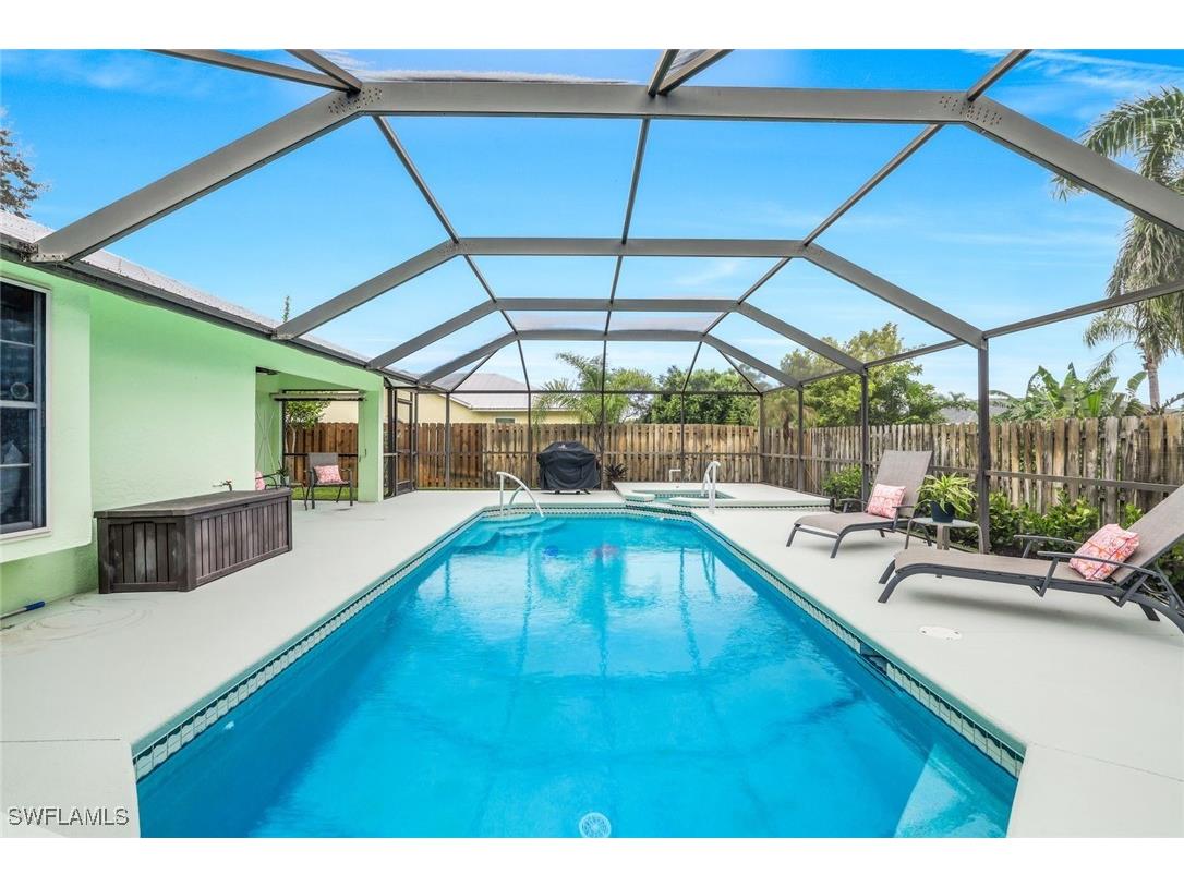 45 Wickliffe Drive Naples FL 34110 225069829 image1