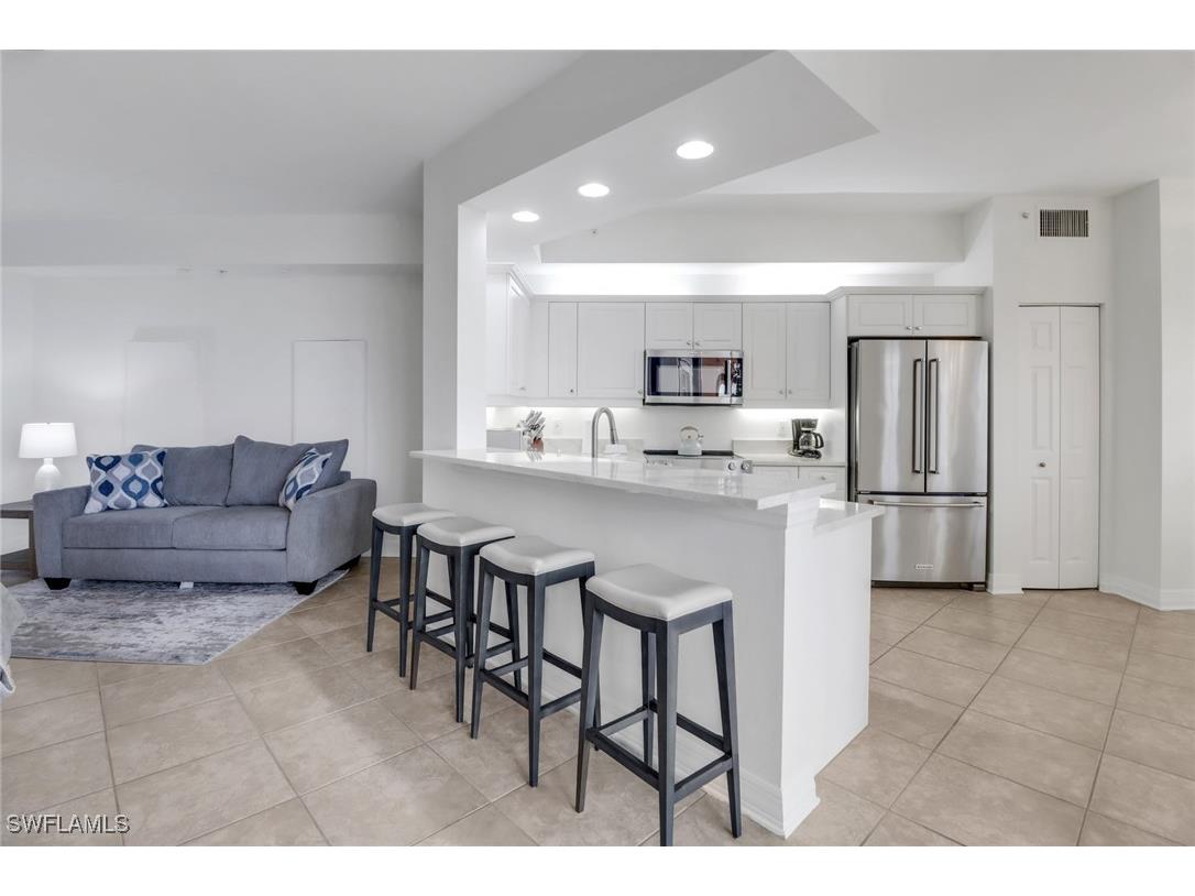 450 Bayfront Place #4206 Naples FL 34102 225072219 image6