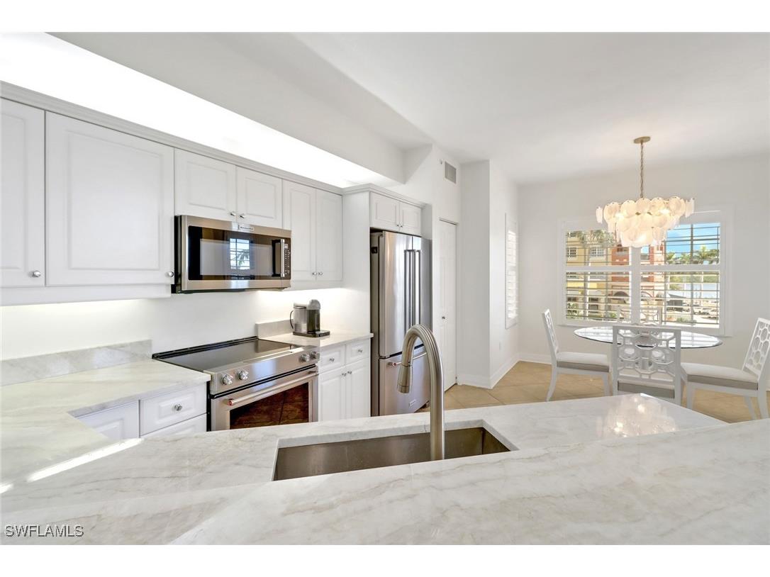 450 Bayfront Place #4206 Naples FL 34102 225072219 image9