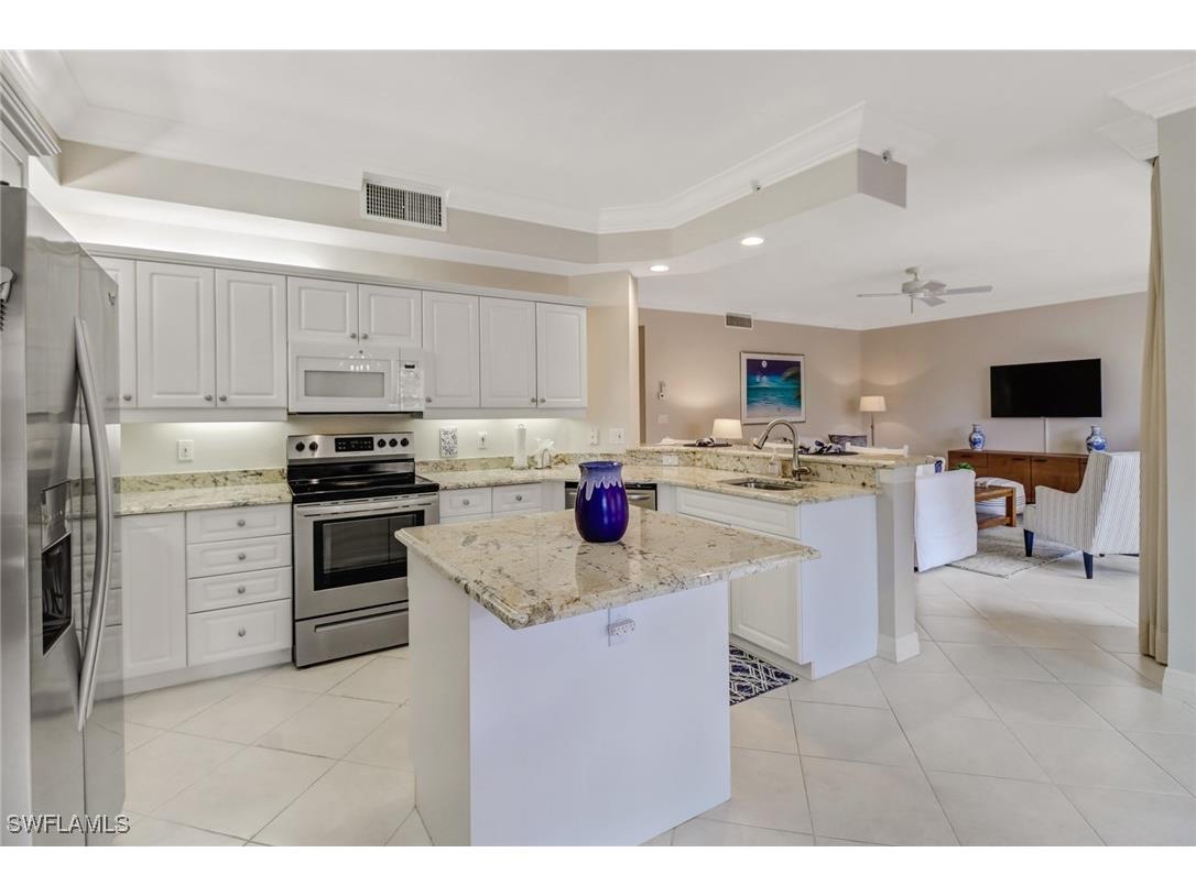 450 Bayfront Place #4304 Naples FL 34102 225081176 image10