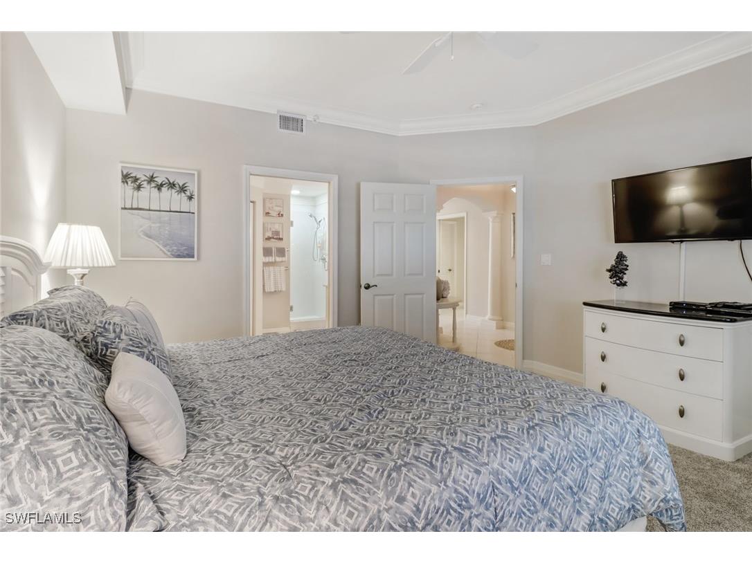 450 Bayfront Place #4304 Naples FL 34102 225081176 image17