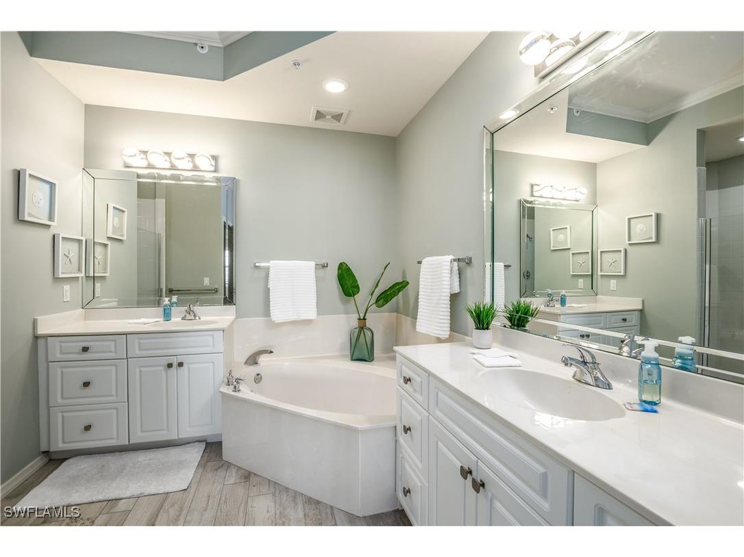 450 Bayfront Place #4508 Naples FL 34102 225072212 image9