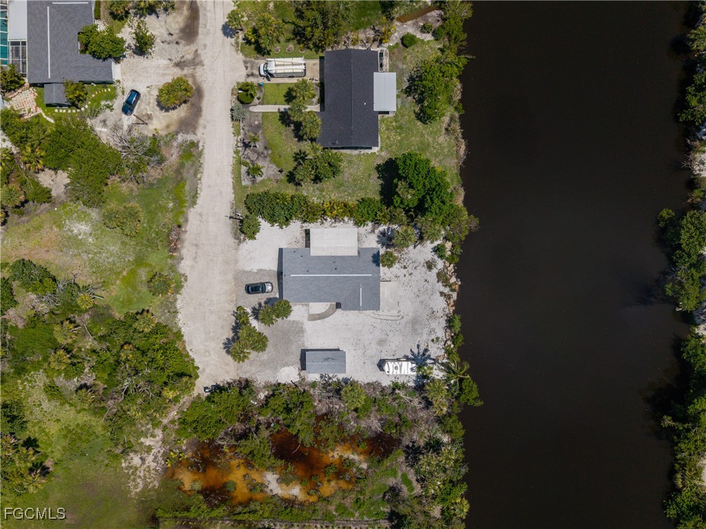 450 Birdsong Place Sanibel FL 33957 2026000235 image26