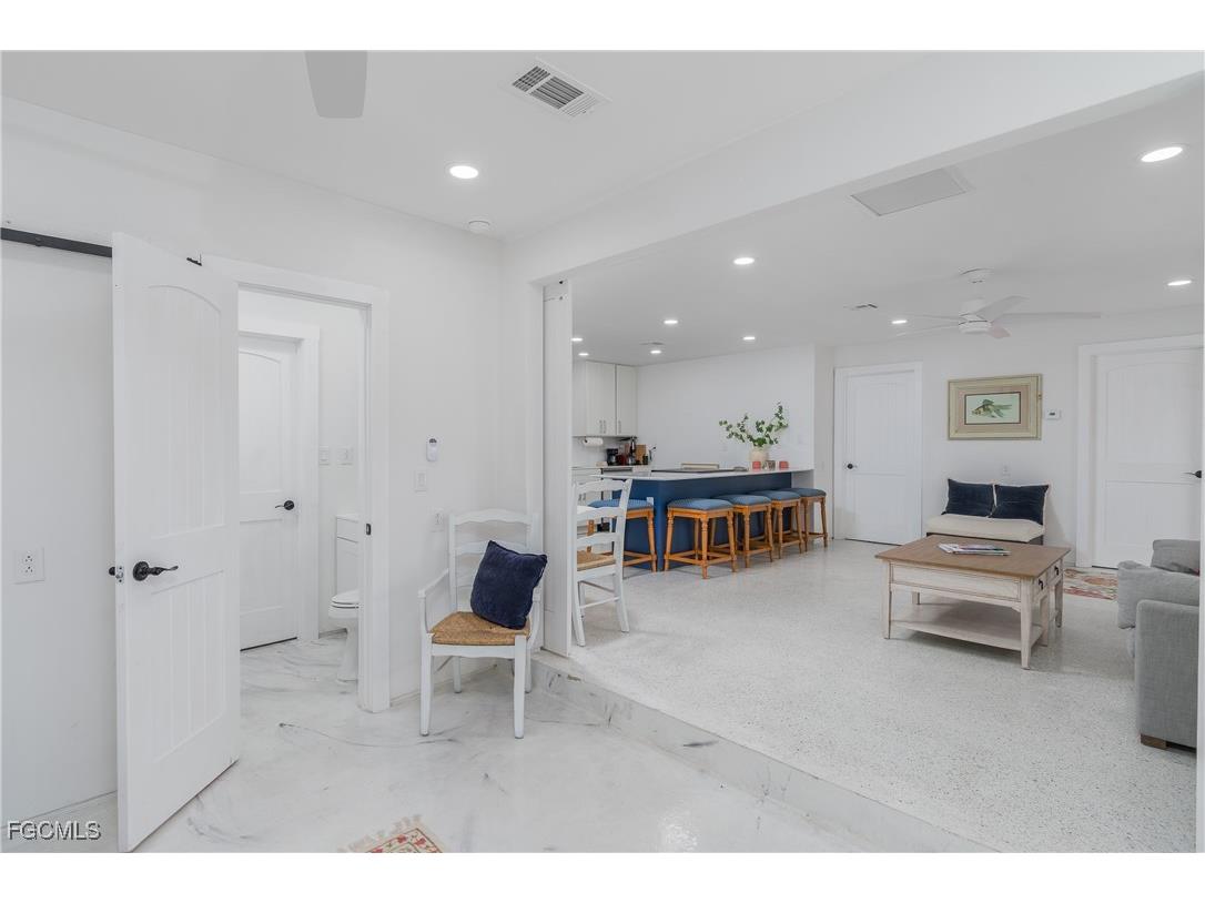 450 Birdsong Place Sanibel FL 33957 2026000235 image8