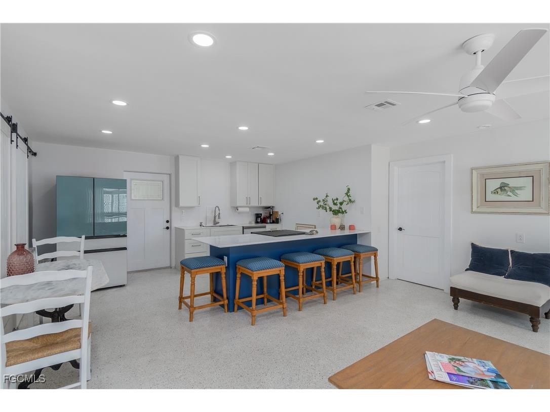 450 Birdsong Place Sanibel FL 33957 2026000235 image9