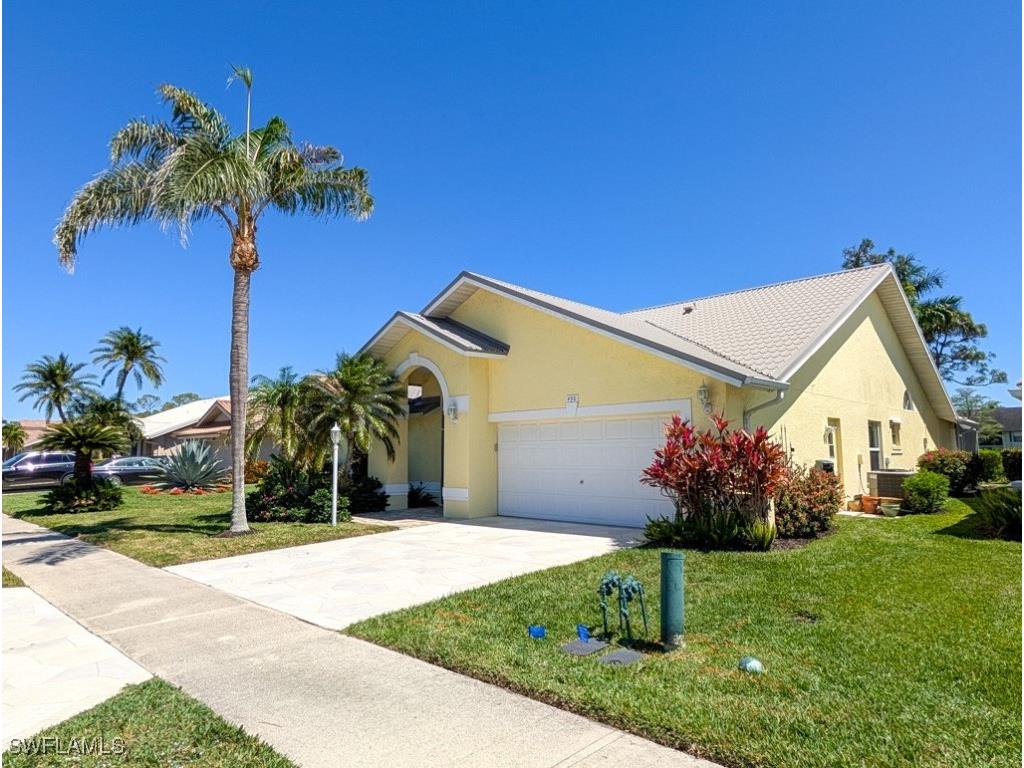 450 Countryside Drive Naples FL 34104 225031890 image1