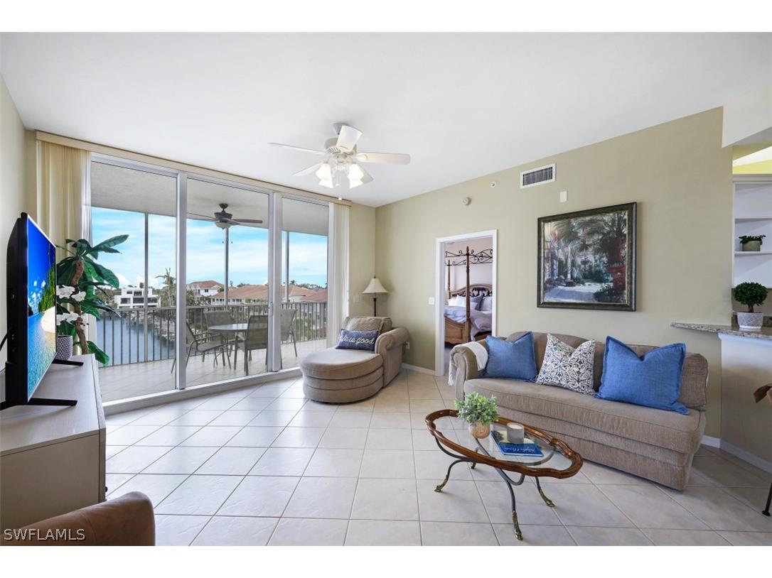 450 Launch Circle #401 Naples FL 34108 223006784 image1