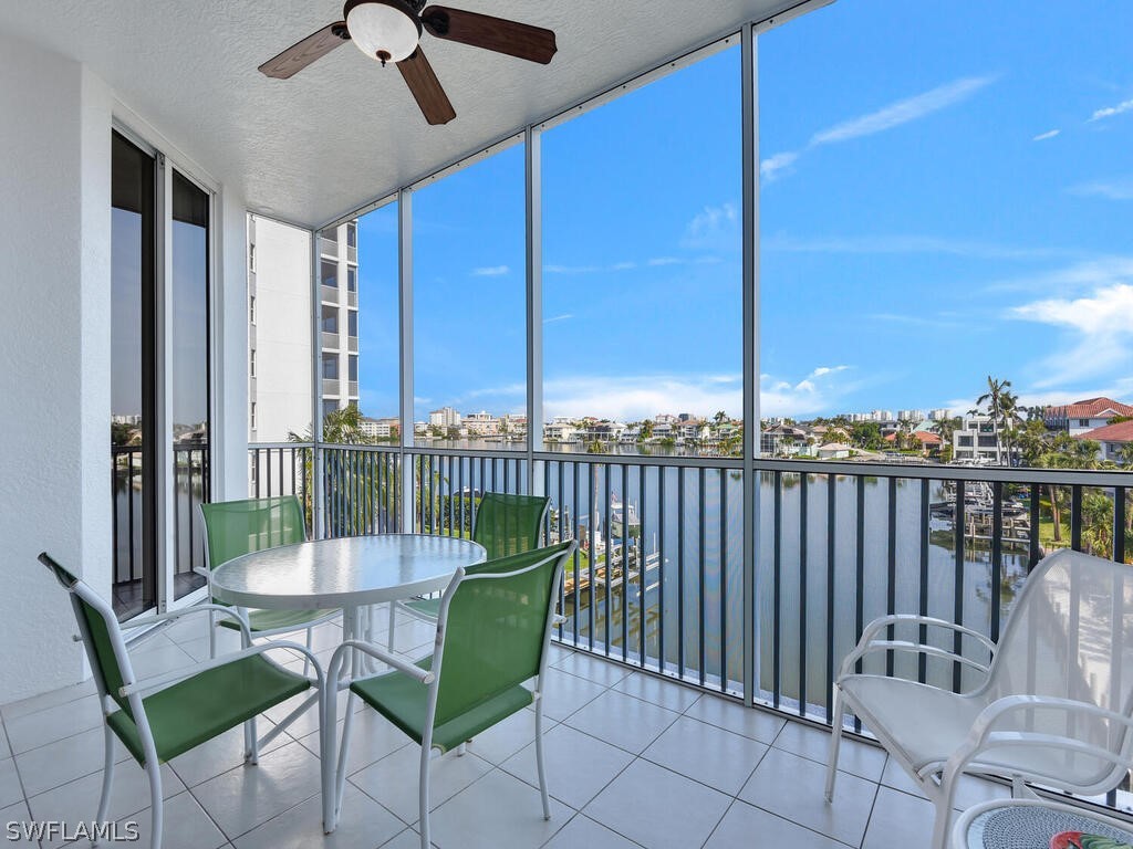 450 Launch Circle #402 Naples FL 34108 224025769 image1