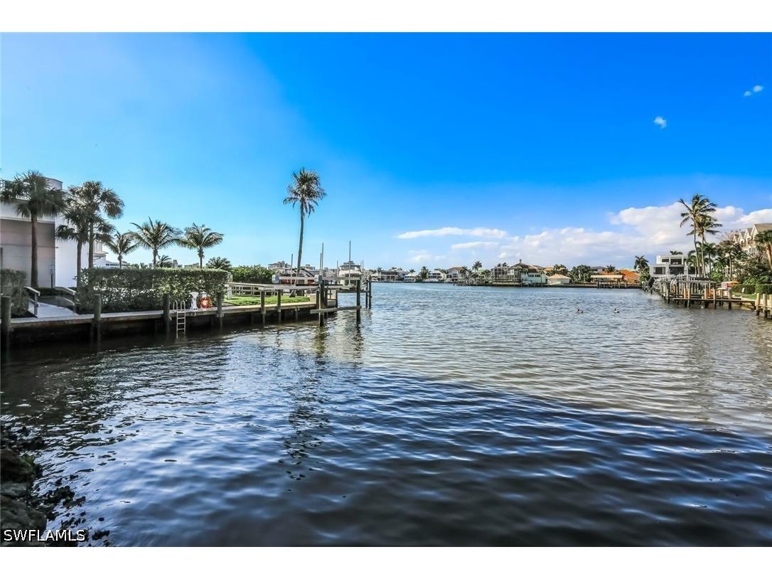 450 Launch Circle #501 Naples FL 34108 226016704 image16