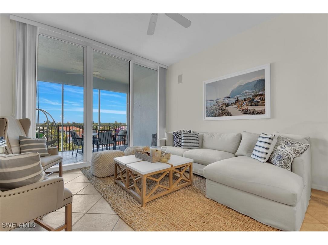 450 Launch Circle #602 Naples FL 34108 225064598 image1