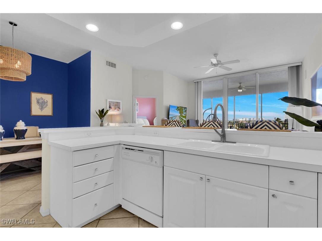 450 Launch Circle #602 Naples FL 34108 225064598 image6