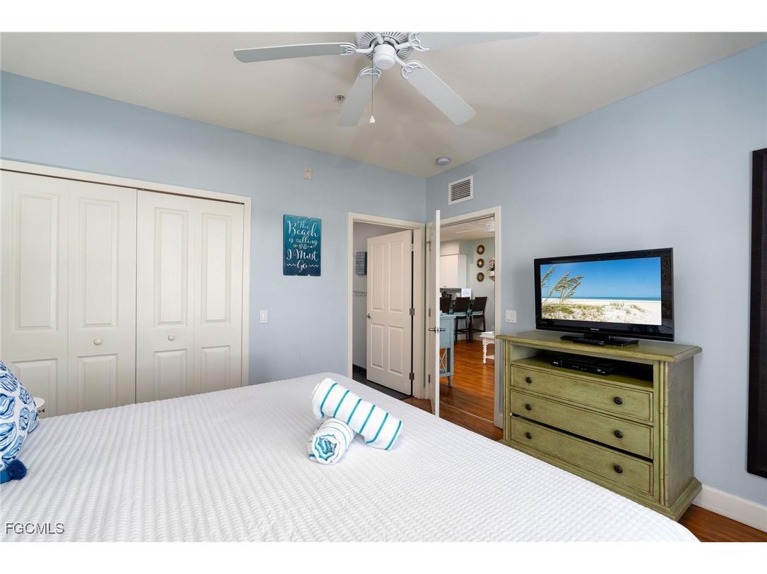 450 Old San Carlos Boulevard #303 Fort Myers Beach FL 33931 2026003276 image20