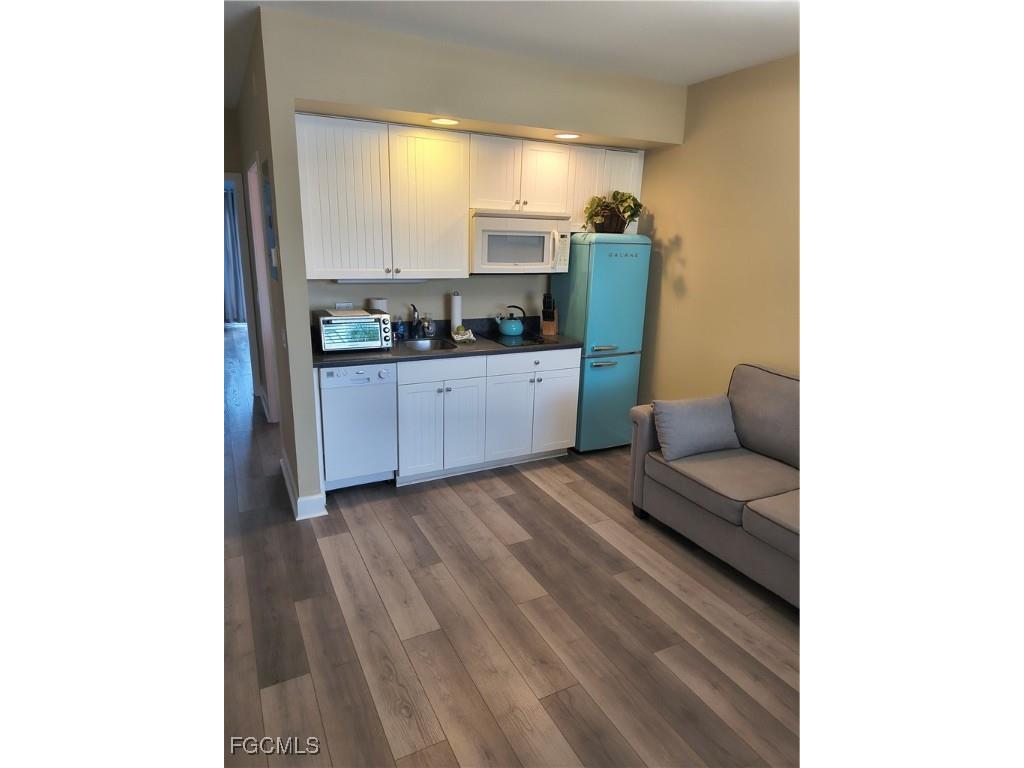 450 Old San Carlos Boulevard #309 Fort Myers Beach FL 33931 2025007638 image12