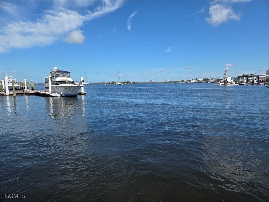 450 Old San Carlos Boulevard #309 Fort Myers Beach FL 33931 2025007638 image18