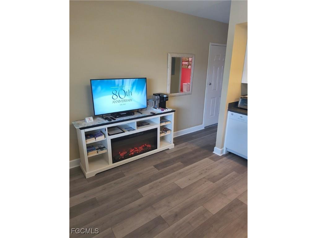 450 Old San Carlos Boulevard #309 Fort Myers Beach FL 33931 2025007638 image6