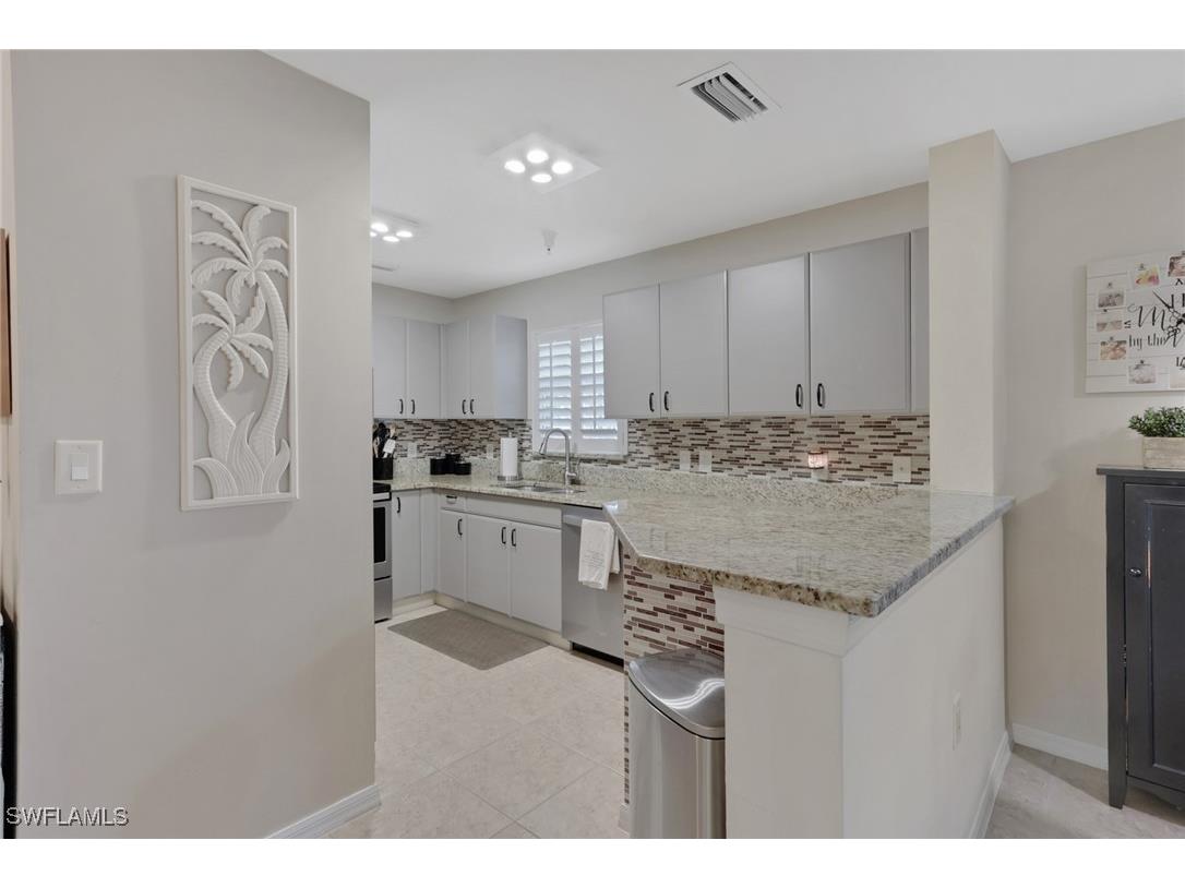 4500 Botanical Place Circle #101 Naples FL 34112 225077465 image12