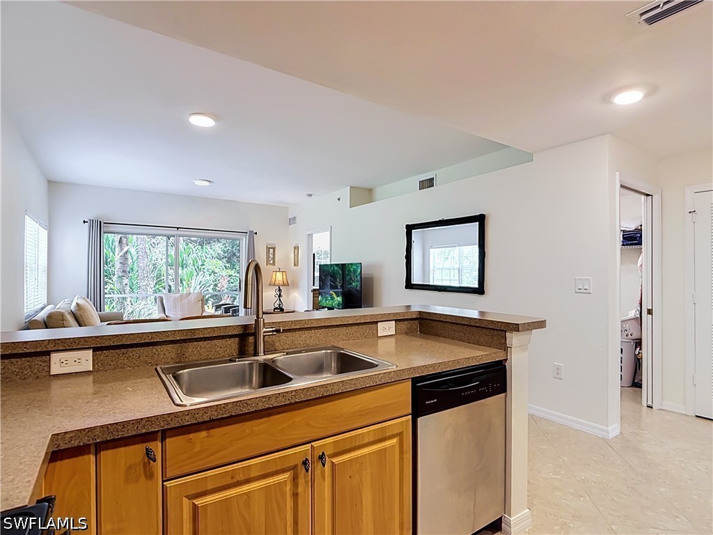 4500 Botanical Place Circle #102 Naples FL 34112 226026876 image6