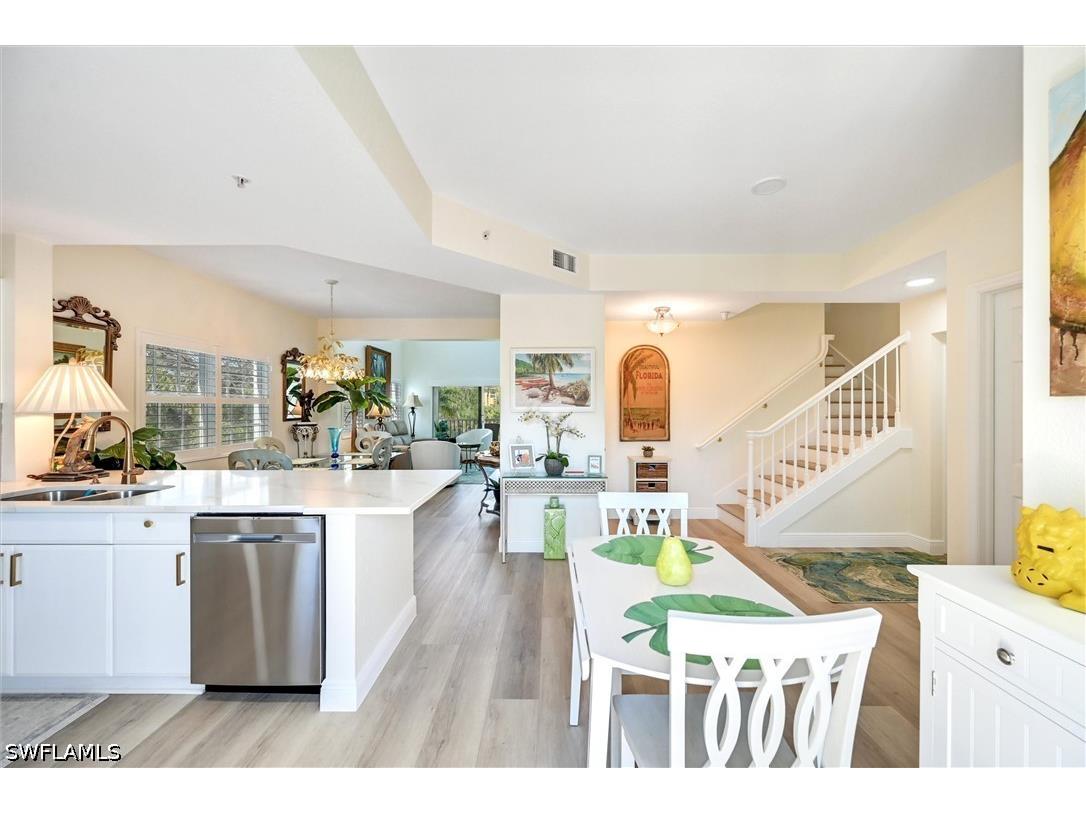 4500 Botanical Place Circle #301 Naples FL 34112 226012765 image1