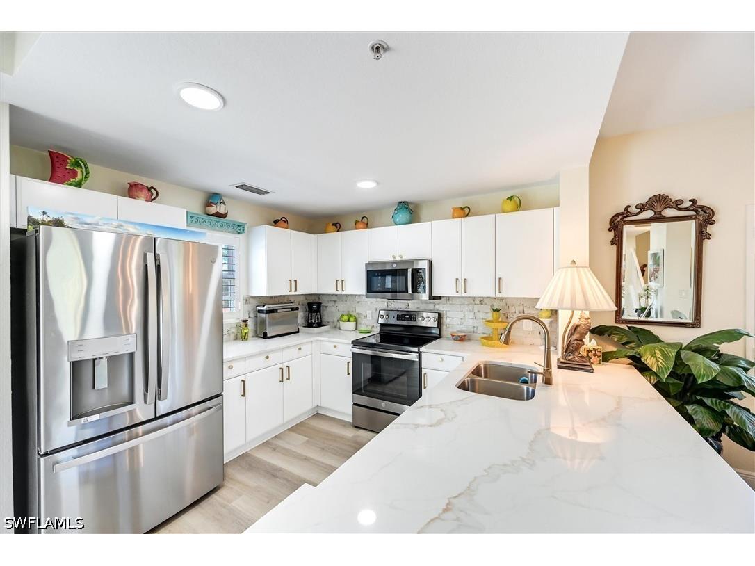 4500 Botanical Place Circle #301 Naples FL 34112 226012765 image16